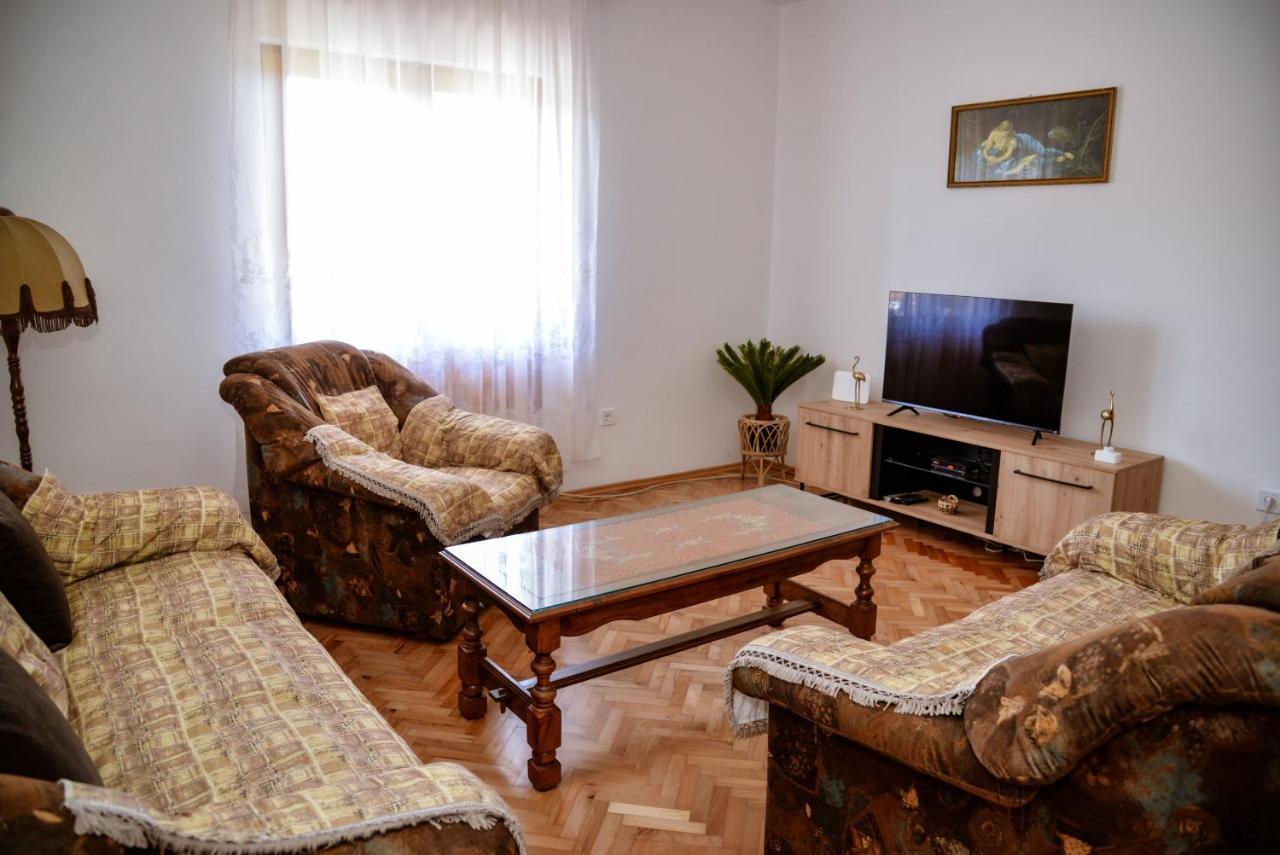 Apartment Nikola Kotor Exteriér fotografie